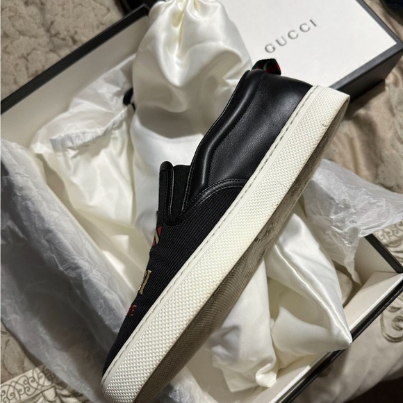 GUCCI DUBLIN WORLDWIDE BLACK CANVAS LEATHER SLIP ON - Picture 2 of 5